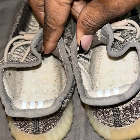 Toddler yeezys - Picture 5 of 5